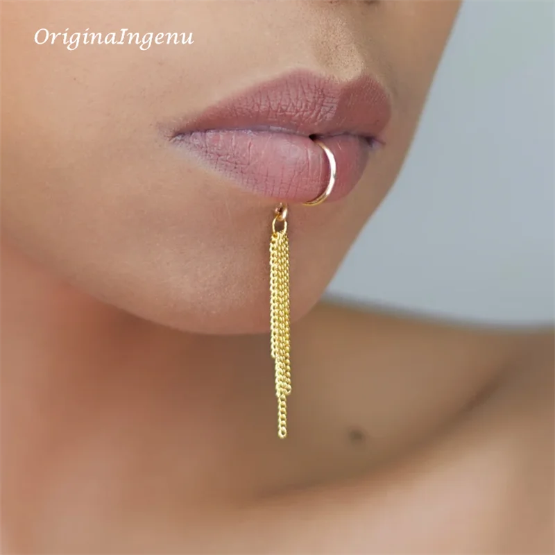 Polsino per labbra con catena  - Body Jewelry Lip Ring recensione e prezzo